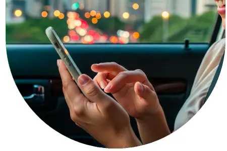 Cliente usando app no celular